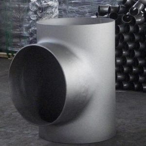 ASTM A234 WP9 Alloy Steel Equal Tee Pipes Dealers in Mumbai